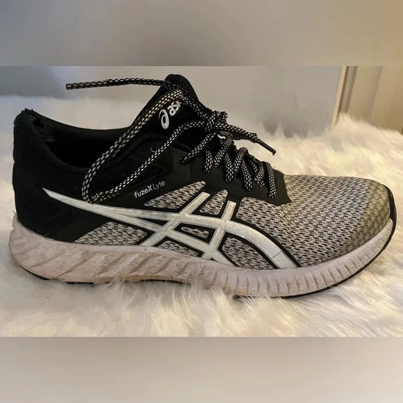 Women’s ASICS Fuzex Lyte 2 Running Sneakers - Picture 1 of 10